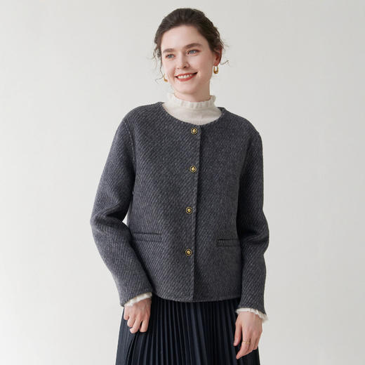 「自」全新升级【铂金会员487/天猫659/差价172】(05628)洛诗琳高级感短款双面呢外套2025秋冬圆领气质羊毛外套女 商品图0