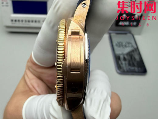 VS沛纳海PAM01074 潜行系列PAM1074 青铜壳 男士腕表
机芯：VS定制P.900型一体 商品图5