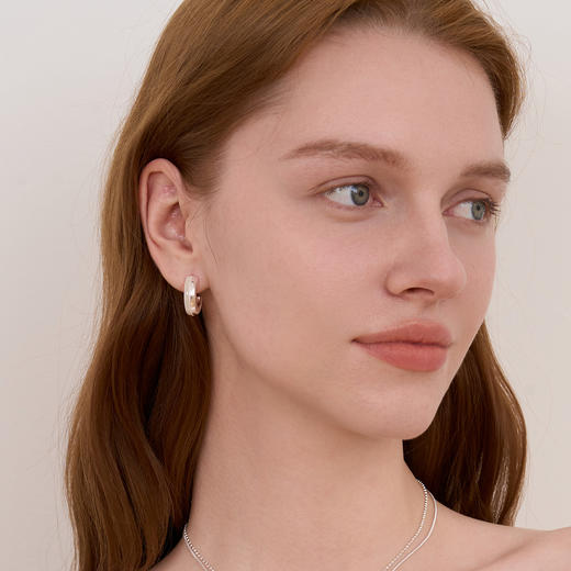 ARSIS｜流光系列 珠光月影耳钉 商品图3