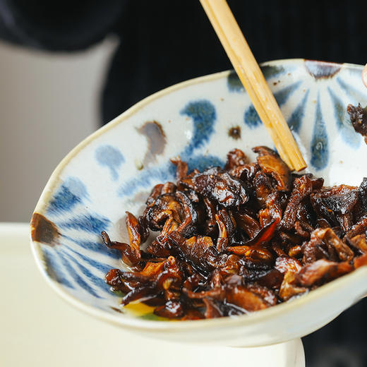 食味的初相云南松茸鸡汤米线 209g/盒 商品图3