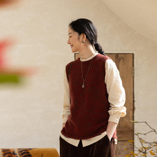 牧衣游原创 羊绒混织毛织马夹新款细腻柔软轻盈百搭头套上衣 彩画 商品图0