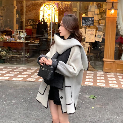 现货  挚爱大衣 秋冬氛围感 贝壳绣渐变色大衣 商品图0