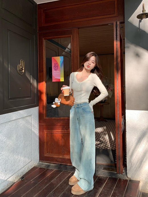 梨形身材神裤 一条过冬 不挑身材 腿型不好大胆入 简约直筒牛仔裤大码加绒加厚牛仔裤女2025冬季胖mm宽松高腰显瘦直筒阔腿拖地裤子 商品图8