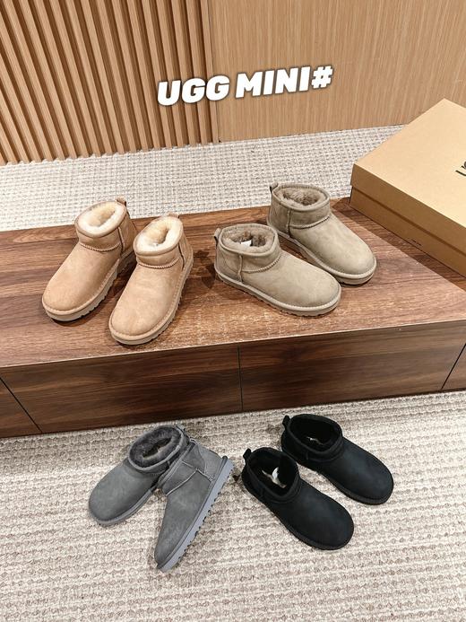 𝐔𝐆𝐆 𝐌𝐢𝐧𝐢 薄底毛毛雪地靴(XR) 商品图1