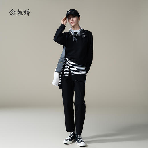 【商场同款】CNT4980 “漫步运动裤”  上松下紧设计修饰大腿显瘦舒适 侧缝白色牙边运动裤 好穿搭黑色休闲裤 商品图4