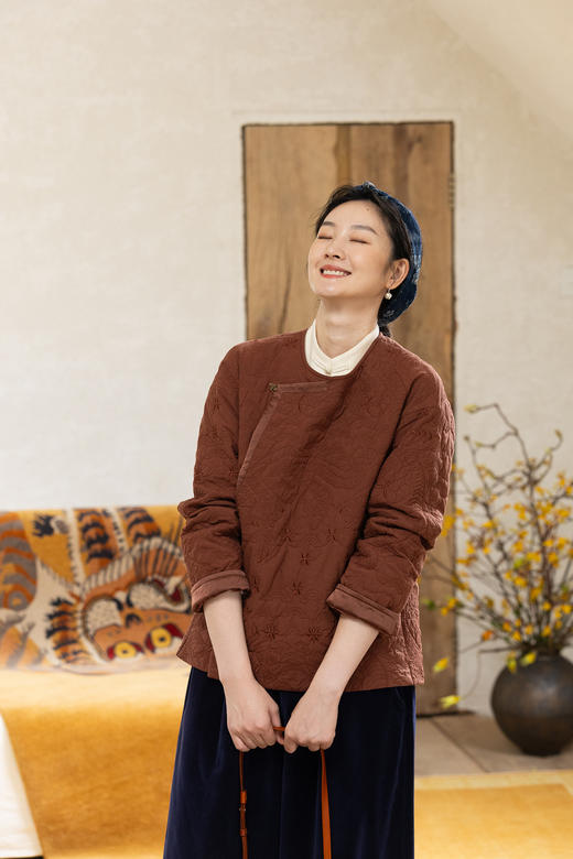 牧衣游原创 虎与花绗缝机绣60支棉衣女保暖百搭文艺复古棉服 锦安 商品图5