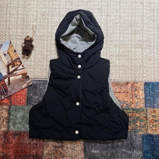 2025冬季男女儿童极简户外风！双面穿单排扣连帽轻盈棉马甲外套！ 商品图3