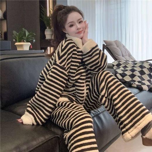 【YW】无忧购“清仓特价”法兰绒条纹家居服睡衣套装（截单后3-5天发货) 商品图1