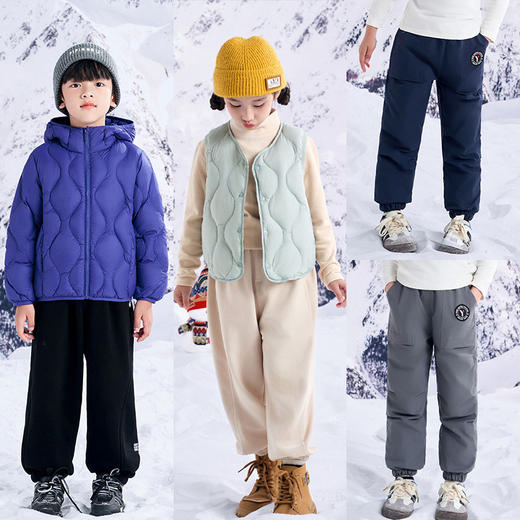 【秋冬保暖 | 雅鹿90白鸭绒儿童羽绒服/马甲/工装裤合集】高密面料舒适贴身，不易跑绒，精选90白鸭绒，分格充绒蓬松又保暖，黑科技针法更锁绒，整体设计修身舒适，男女童都有，多色可选~ 商品图0