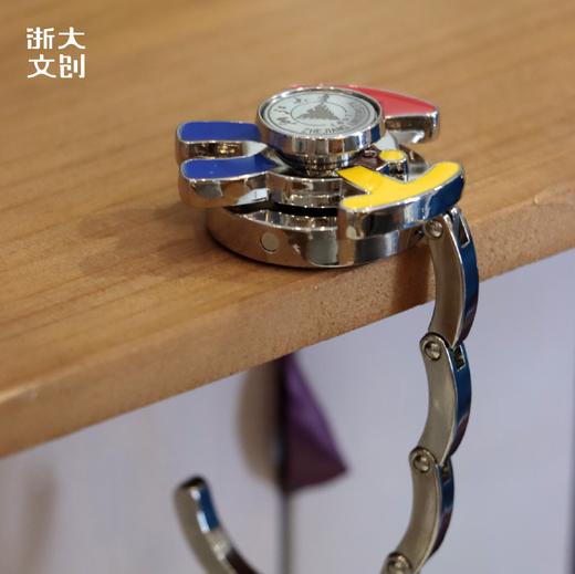 浙江大学ZJU旋转校标挂包扣 商品图1