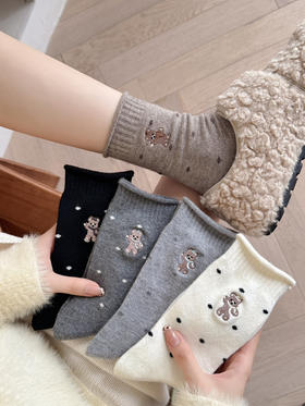 4双一组！暖芙芙羊毛女袜超可爱小熊刺绣+经典小圆点秋冬超细柔软羊毛、加厚保暖长筒袜