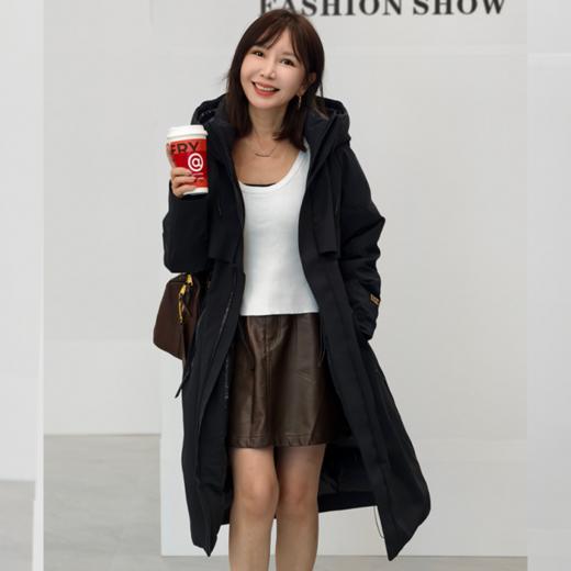 黑金系列长款冲服衣羽绒服（女款）8768 商品图0
