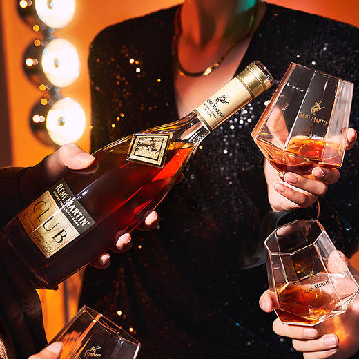 【RémyMartin】人头马优质700ml CLUB级香槟干邑白兰地进口洋酒 商品图3