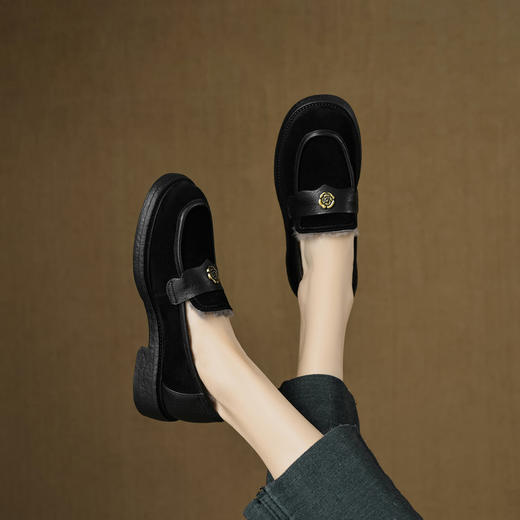 【预售5天】真皮圆头山茶花，羊羔毛乐福鞋复古厚底加绒单鞋SSS&9064M 商品图2