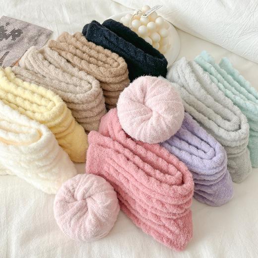 【超值7双装】澳绒麻花羊毛袜子 经典麻花纹理简约不失格调 满满的秋冬氛围感 脚感软糯舒适 绵羊毛含量高达27% 柔软且保暖堆堆袜秋冬季保暖麻花袜加厚中筒袜孕妇月子袜冬天长袜 商品图9