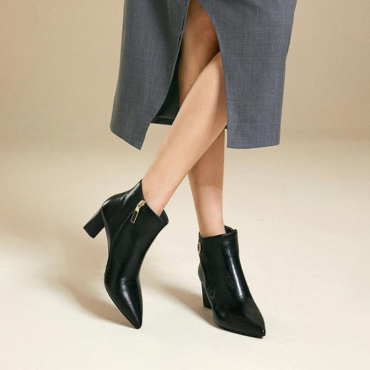 【静音系列】千百度粗高跟羊皮靴女尖头短靴时装靴A25571638 商品图2