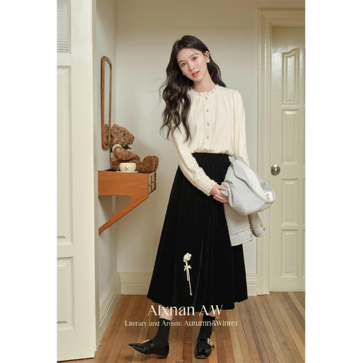 鹿向南「至知温柔」法式气质长袖衬衫女2025秋冬新款上衣内搭衬衣 商品图3