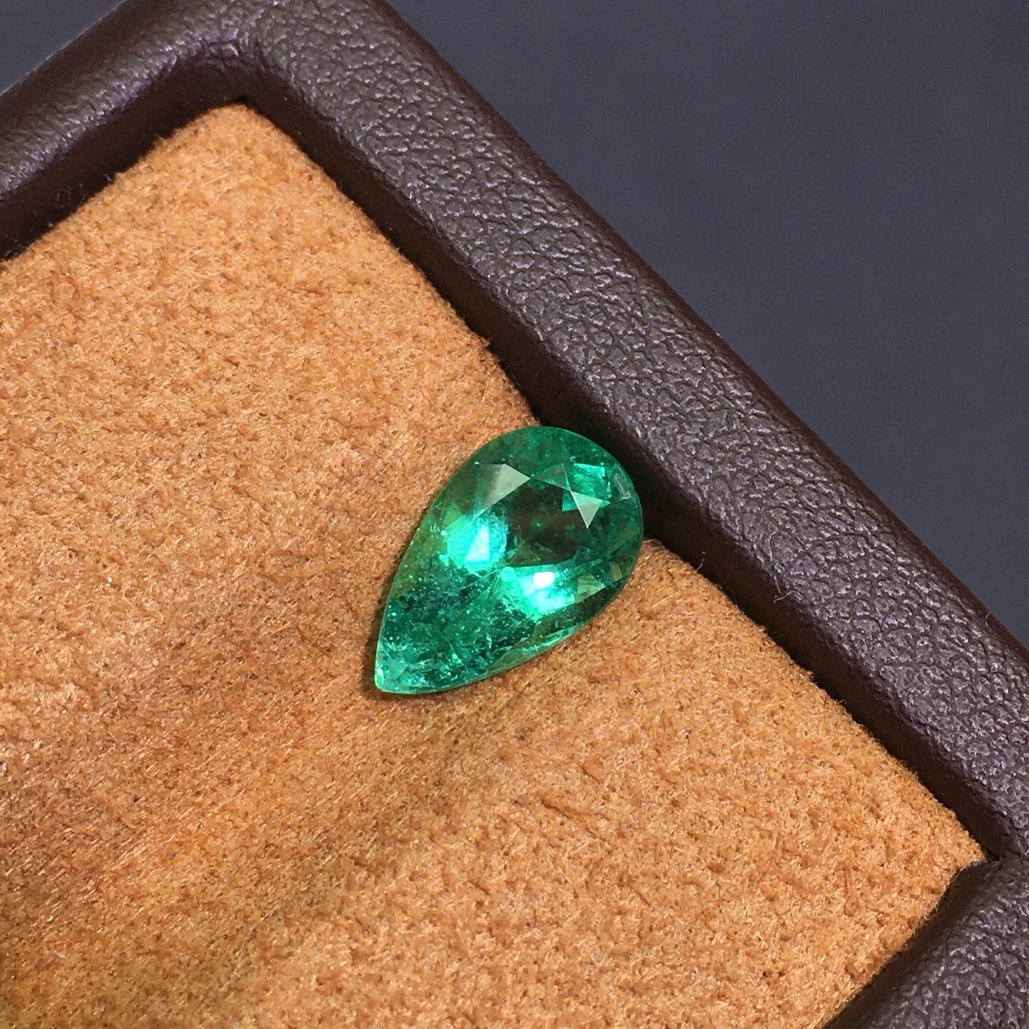 1.66ct刻面祖母绿裸石