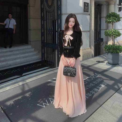 LIN BOUTIQUE 蝴蝶结撞色丝绒短款外套+多片式分割半裙套装女 商品图3