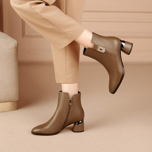 【预售5天】粗跟马丁靴真皮短靴子，加绒英伦风高跟女靴DPJ&A6022 商品图2