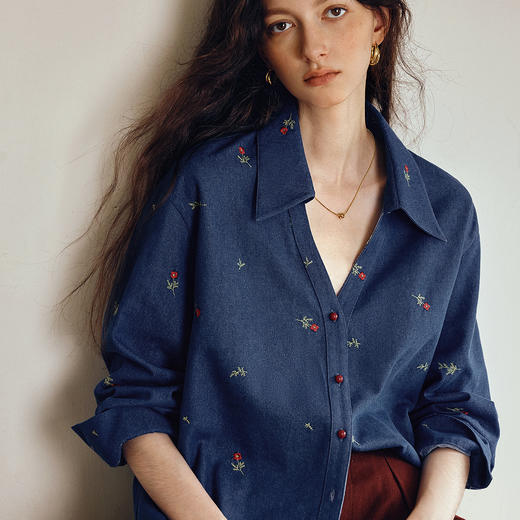 OLrain欧芮儿2025新款女秋季法式复古慵懒宽松绣花牛仔长袖衬衫 商品图0