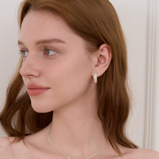 ARSIS｜流光系列 珠光月影耳钉 商品图6