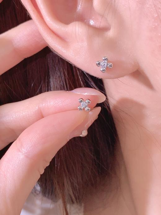 卡蒂罗KADER 四叶小花耳钉 幸运四叶草925银奢小众清新设计睡觉免摘养耳洞耳饰 镶嵌闪锆璀璨吸睛 商品图5