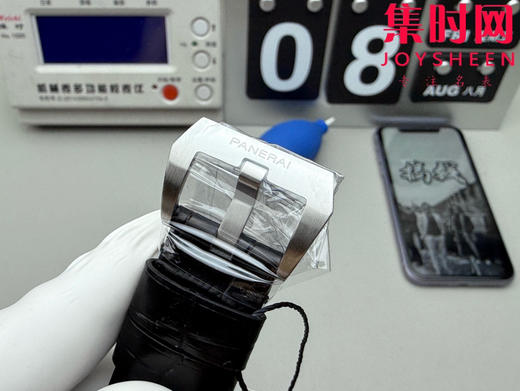 VS沛纳海PAM01367 庐米诺系列PAM1367 小手腕款 男女都可驾驭
机芯：VS定制P.900型一体GMT 商品图8