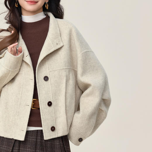 【10/23新品】熙世界巴恩风立领短款毛呢大衣女小个子冬女装休闲宽松纯羊毛外套 商品图4