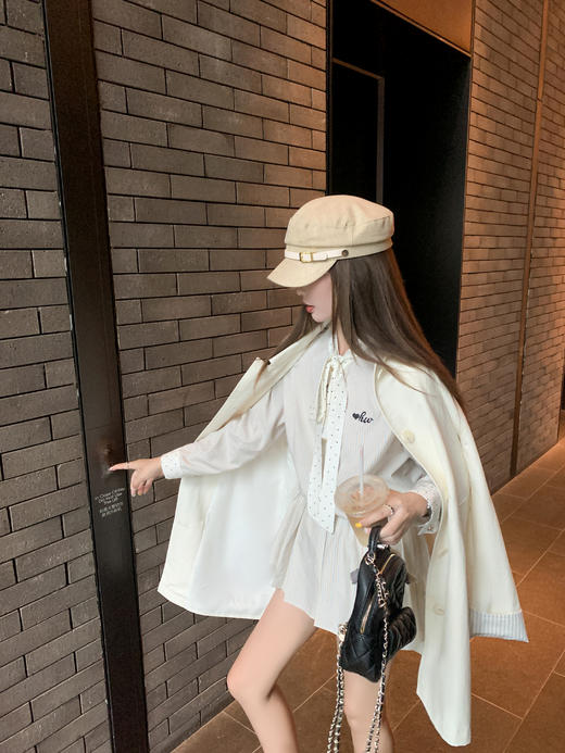 【269元任选2件】现货！成本巨贵，拍下包赚！温柔奶杏中长款风衣外套 商品图7