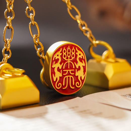 《故宫三链宝玺》 乾隆同款宝玺  百年守护 从紫禁城到故宫博物院 商品图1