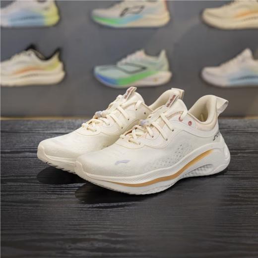 李宁女子2025秋季透气柔软运动鞋休闲鞋AGLV040-7 商品图1