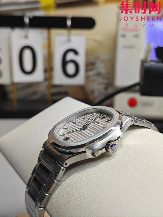 3K百达翡丽运动优雅系列 鹦鹉螺7118 白盘 女士腕表 324一体机 商品图5