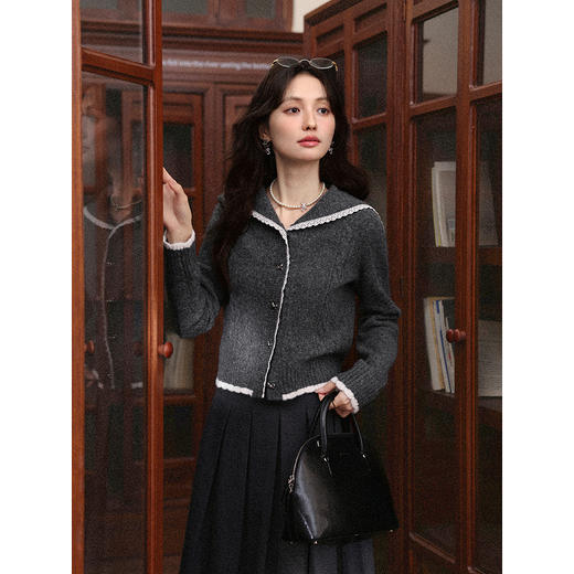 鹿向南「月下手信」灰色披肩长袖针织毛衣女秋冬保暖修身短款上衣 商品图2