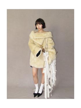 Kaiy Xiao 爱斯基摩人系列 部落美人毛绒双面外套