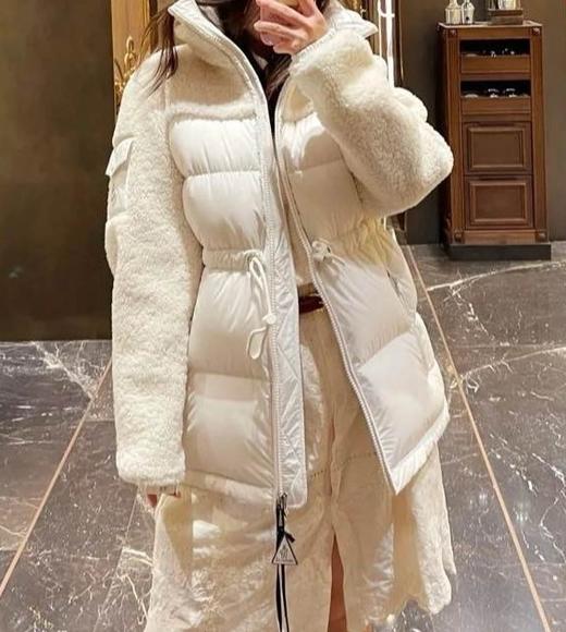 女款羊羔绒拼接羽绒服018 商品图3