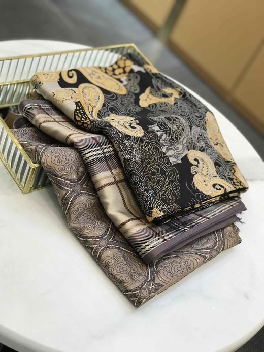优品堂『时代印象』真丝双层双面长巾 商品图0
