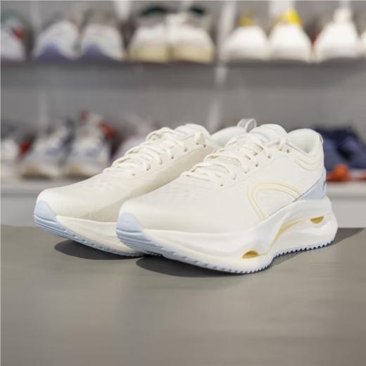 李宁女子2025春秋跑步鞋回弹减震运动鞋ARHV002-2 商品图1