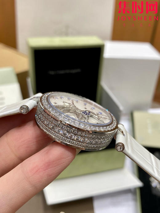 【侧面满钻】梵克雅宝新款诗意复杂功能系列 Lady Féerie女士石英腕表 象征喜悦与希望的仙子和芭蕾舞者 商品图4