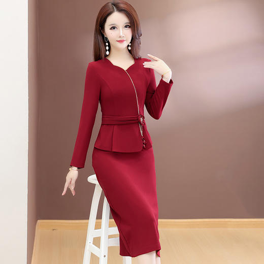 红色喜庆包臀裙中长款花朵假两件礼服裙QYM-YJ-25ZB915-Y 商品图1