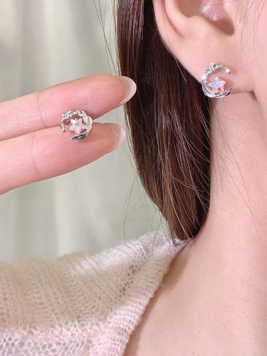 卡蒂罗KADER 羽化成蝶耳钉 闪耀银河时尚小众五角星设计梦幻浪漫精致配饰 甜美少女心灵动吸睛 商品图3