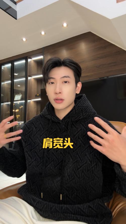 WY1161SDSA男士秋冬新款痞帅男装韩版绒毛线条抽绳连帽卫衣百搭时尚上衣 商品图0