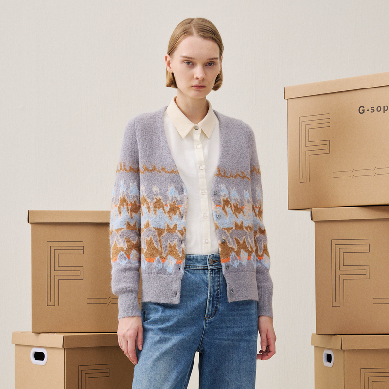 谜底V领针织开衫长袖2025冬季新品原创千鸟格提花毛衣女254MZ1902