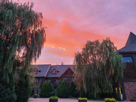 在荣馨康旅，寻一场山野间的身心回归