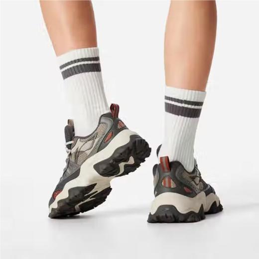 李宁男子2025秋季防滑透气休闲鞋老爹鞋AGCV375-3 商品图2