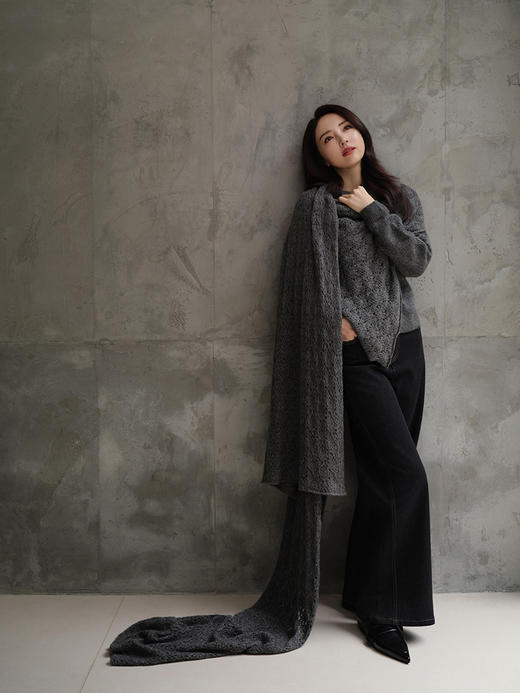 【董璇同款穿搭】羊绒世家秋冬女士新款镂空系列针织圆领套衫时尚保暖穿搭 商品图2