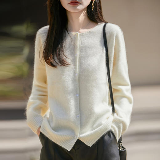馥迦慵懒软糯拉绒拉毛无缝羊毛开衫 商品图2