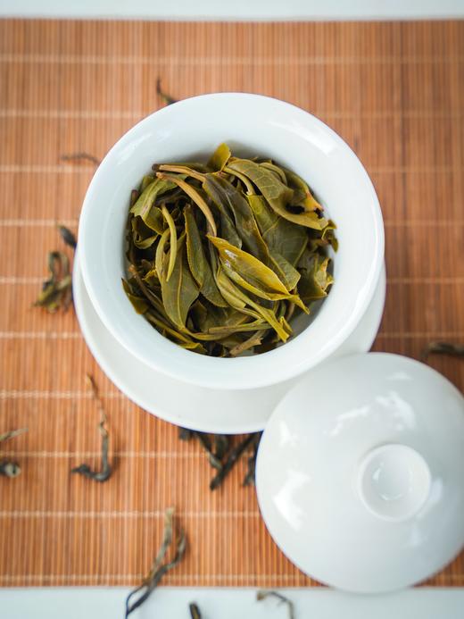 10月25日中午12点【细叶王】2025年春茶采摘量：9700克，制作干茶产量：2.2千克，因为产量稀少仅分享2公斤 商品图3