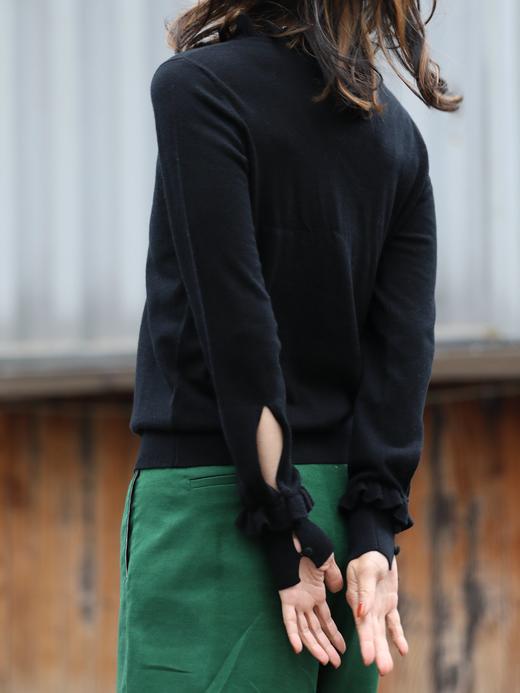 TYNVIE 荷叶边饰边袖口针织毛衣 - 黑色 商品图6