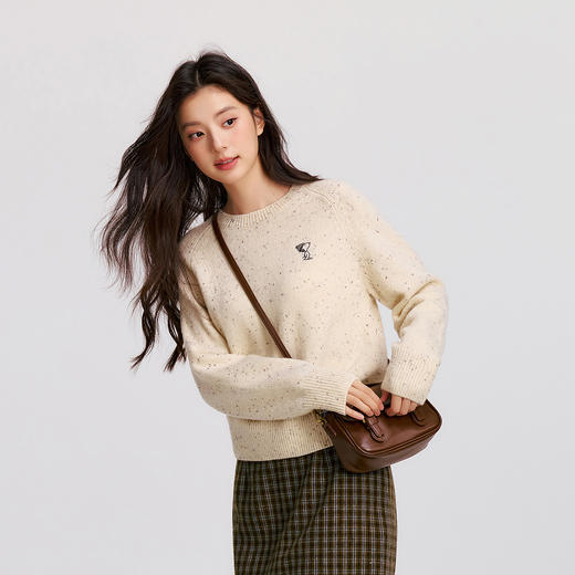 森马史努比系列毛衣女冬彩点含羊毛插肩袖绣花圆领套头衫温柔毛衫 商品图2